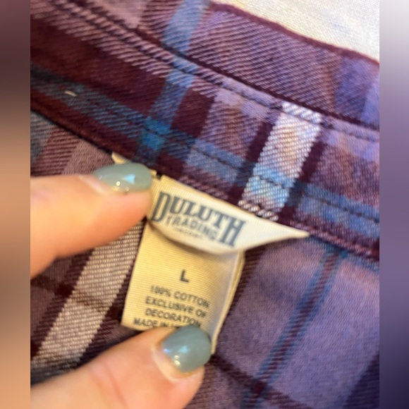Pretty purple flannel button down- Duluth trading - ladies size large - Picture 3 of 3